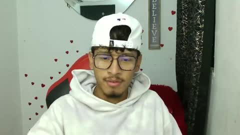 Snapshot of blackfox_desire chatting on May 3, 2026, 6:03 pm mateo online show from May 3, 2026, 6:03 pm