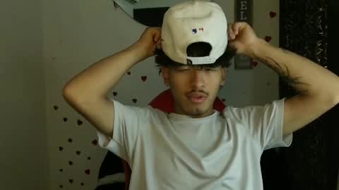 Snapshot of blackfox_desire chatting on May 24, 2026, 7:19 pm mateo online show from May 24, 2026, 7:19 pm