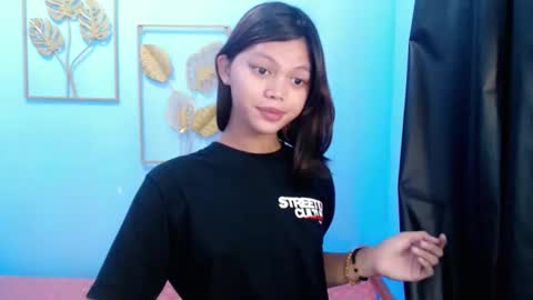 Snapshot of blackmanika chatting on May 4, 2026, 3:52 pm blackmanika online show from May 4, 2026, 3:52 pm