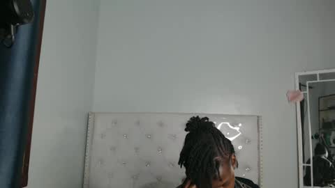 Cleo online show from September 28, 2025, 6:52 am