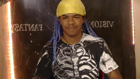 Snapshot of blackphylosofy chatting on February 3, 2025, 1:40 pm i am D.L online show from February 3, 2025, 1:40 pm