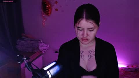 Snapshot of blackroseonee chatting on May 9, 2026, 8:36 pm blackroseonee online show from May 9, 2026, 8:36 pm