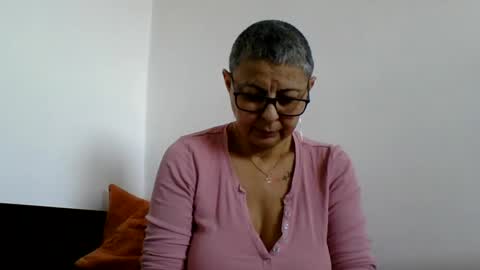 Snapshot of blackwidow05 chatting on January 16, 2025, 10:10 am Black Widow online show from January 16, 2025, 10:10 am