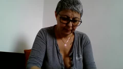 Snapshot of blackwidow05 chatting on March 12, 2025, 8:41 am Black Widow online show from March 12, 2025, 8:41 am