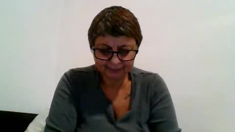 Snapshot of blackwidow05 chatting on November 6, 2025, 2:29 pm Black Widow online show from November 6, 2025, 2:29 pm