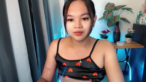 Snapshot of blacky_luna chatting on April 8, 2026, 5:18 am sweetyluna online show from April 8, 2026, 5:18 am