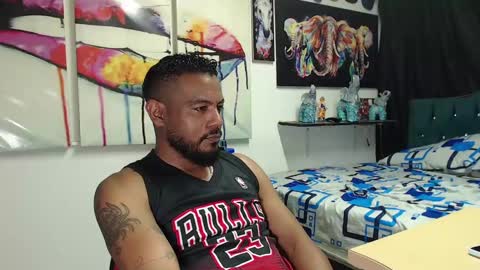 Snapshot of blade_foxx chatting on January 28, 2025, 6:05 am Richard online show from January 28, 2025, 6:05 am