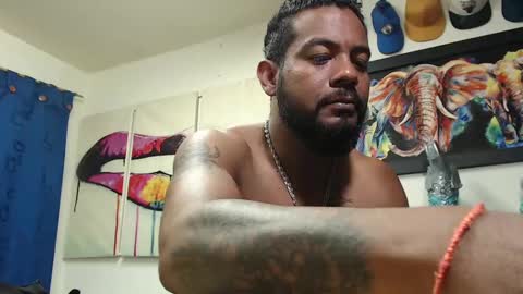 Snapshot of blade_foxx chatting on February 20, 2025, 8:50 am Richard online show from February 20, 2025, 8:50 am