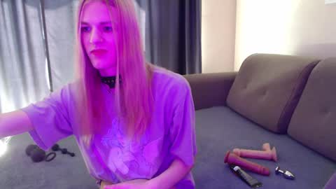 blaire 18 online show from March 7, 2025, 9:29 am