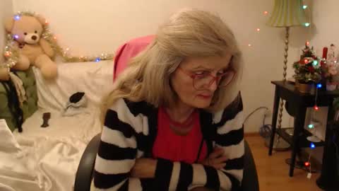 Snapshot of blairfort chatting on December 15, 2024, 1:24 am blairfort online show from December 15, 2024, 1:24 am