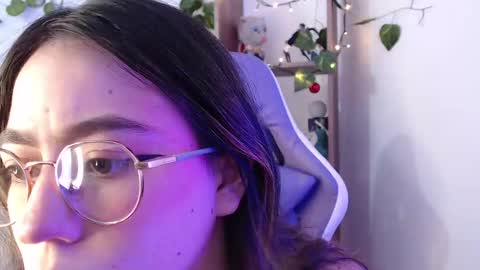 Snapshot of blairvicent chatting on February 10, 2025, 12:18 pm online show from February 10, 2025, 12:18 pm