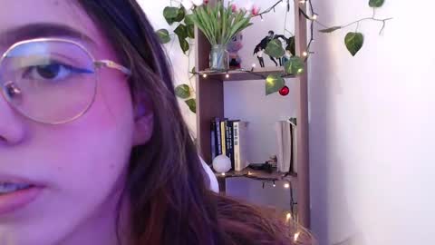 Snapshot of blairvicent chatting on February 14, 2025, 12:14 pm online show from February 14, 2025, 12:14 pm