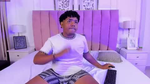 Snapshot of blaise_bailey13 chatting on July 25, 2026, 5:05 am blaise_bailey13 online show from July 25, 2026, 5:05 am