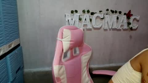 Snapshot of blake_cummer chatting on July 17, 2026, 6:02 pm blake_cummer online show from July 17, 2026, 6:02 pm