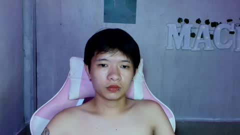 Snapshot of blake_cummer chatting on July 21, 2026, 7:22 am blake_cummer online show from July 21, 2026, 7:22 am