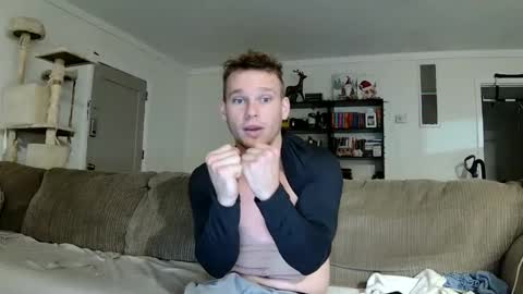 Snapshot of blakeandskylar chatting on December 4, 2024, 11:13 pm BlakeAndSkylar online show from December 4, 2024, 11:13 pm