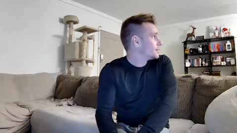 Snapshot of blakeandskylar chatting on December 5, 2024, 4:20 am BlakeAndSkylar online show from December 5, 2024, 4:20 am