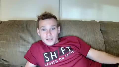 Snapshot of blakeandskylar chatting on December 19, 2024, 5:18 am BlakeAndSkylar online show from December 19, 2024, 5:18 am