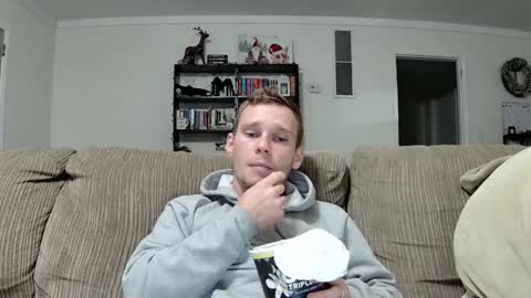 Snapshot of blakeandskylar chatting on December 21, 2024, 3:47 am BlakeAndSkylar online show from December 21, 2024, 3:47 am