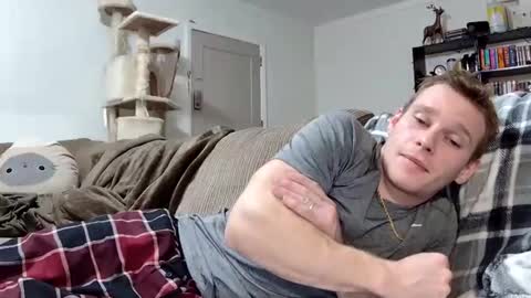 Snapshot of blakeandskylar chatting on January 4, 2025, 12:16 am BlakeAndSkylar online show from January 4, 2025, 12:16 am