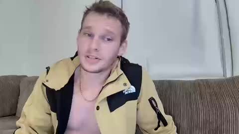 Snapshot of blakeandskylar chatting on October 10, 2025, 5:50 am BlakeAndSkylar online show from October 10, 2025, 5:50 am