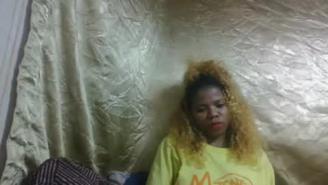 blanchmamy online show from December 19, 2025, 5:36 am