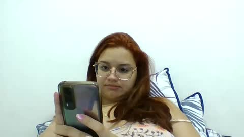 Snapshot of blanquita102530 chatting on September 28, 2025, 1:44 am Lary online show from September 28, 2025, 1:44 am