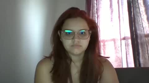 Snapshot of blanquita102530 chatting on September 28, 2025, 2:22 pm Lary online show from September 28, 2025, 2:22 pm