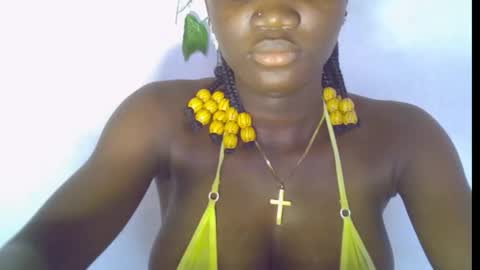 nikky00 online show from February 4, 2026, 8:42 am