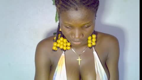 nikky00 online show from February 5, 2026, 7:02 am