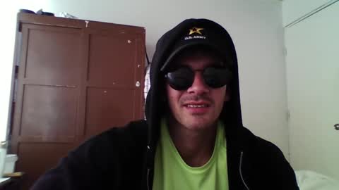 Snapshot of blckhorse19 chatting on February 16, 2025, 3:48 pm blckhorse19 online show from February 16, 2025, 3:48 pm