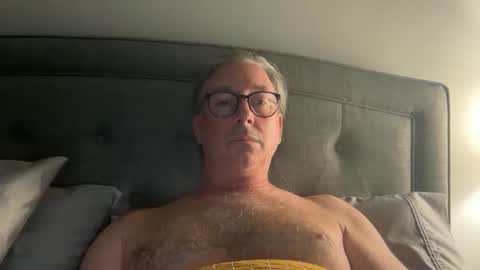 bldude69 online show from April 13, 2026, 5:57 am