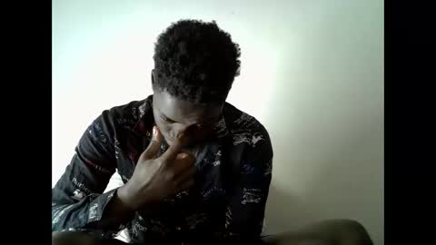 Snapshot of blesse_mixed chatting on September 30, 2025, 7:57 am Black brown online show from September 30, 2025, 7:57 am