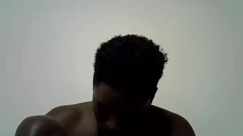 Snapshot of blesse_mixed chatting on October 21, 2025, 6:47 am Black brown online show from October 21, 2025, 6:47 am