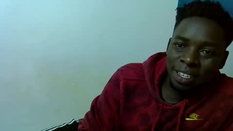 Snapshot of blesse_mixed chatting on October 29, 2025, 9:11 am Black brown online show from October 29, 2025, 9:11 am