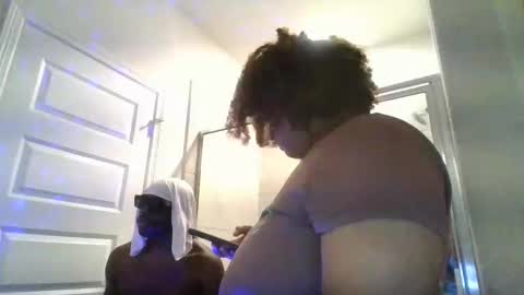 Snapshot of blessica_eddieluv6996 chatting on May 27, 2026, 2:08 am BLESSICA EDDIE LOVE online show from May 27, 2026, 2:08 am