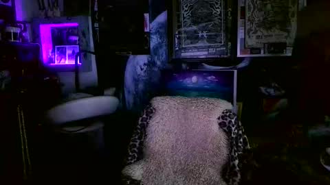 Snapshot of blindsurfer780299 chatting on May 1, 2026, 5:01 am blindsurfer780299 online show from May 1, 2026, 5:01 am