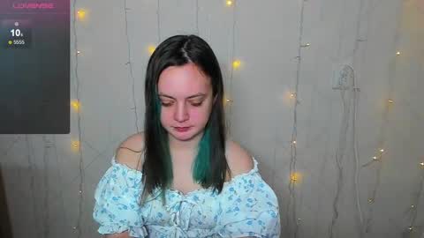 Snapshot of bloemetjes chatting on December 13, 2024, 5:32 pm bloemetjes online show from December 13, 2024, 5:32 pm