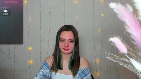 Snapshot of bloemetjes chatting on December 19, 2024, 7:40 pm bloemetjes online show from December 19, 2024, 7:40 pm