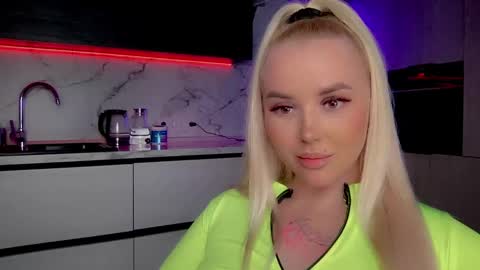 Lana online show from January 25, 2025, 1:30 pm