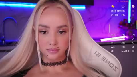 Snapshot of blond_diamond chatting on July 25, 2026, 4:59 pm Lana online show from July 25, 2026, 4:59 pm