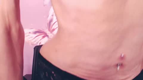 blond_pussy_ online show from January 16, 2025, 11:15 am