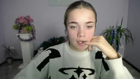 blondagirl_ online show from January 3, 2025, 7:39 pm