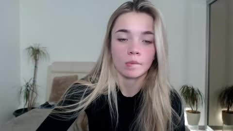 blondagirl_ online show from March 10, 2025, 2:05 pm