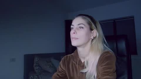 blonde4pasion online show from December 6, 2024, 10:52 pm