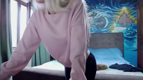 blonde4pasion online show from February 7, 2026, 2:32 pm