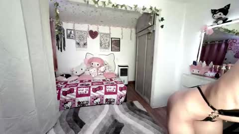  Blonde and Sam  online show from June 9, 2026, 6:14 am
