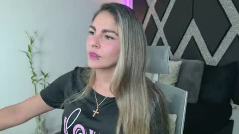 Snapshot of blonde_cat1515 chatting on July 10, 2026, 3:44 am alejandra online show from July 10, 2026, 3:44 am