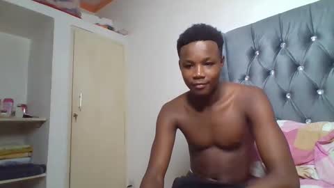 Snapshot of blondebarbiey chatting on April 8, 2026, 1:11 pm blonde online show from April 8, 2026, 1:11 pm