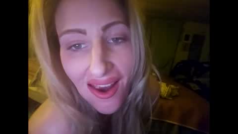 Gia  online show from January 8, 2025, 10:58 pm